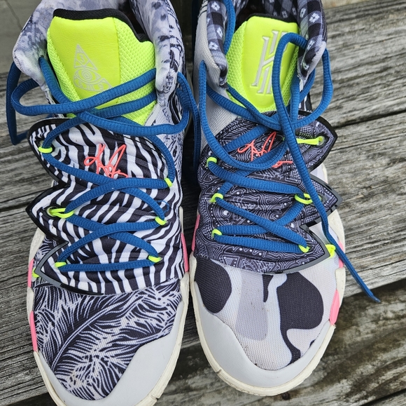 Nike Kybrid S2 Men's 8.5 CQ9323-002 " What The Neon" Kyrie Irving - Picture 8 of 14